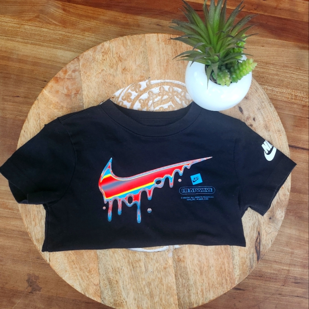 Boy's Nike tee